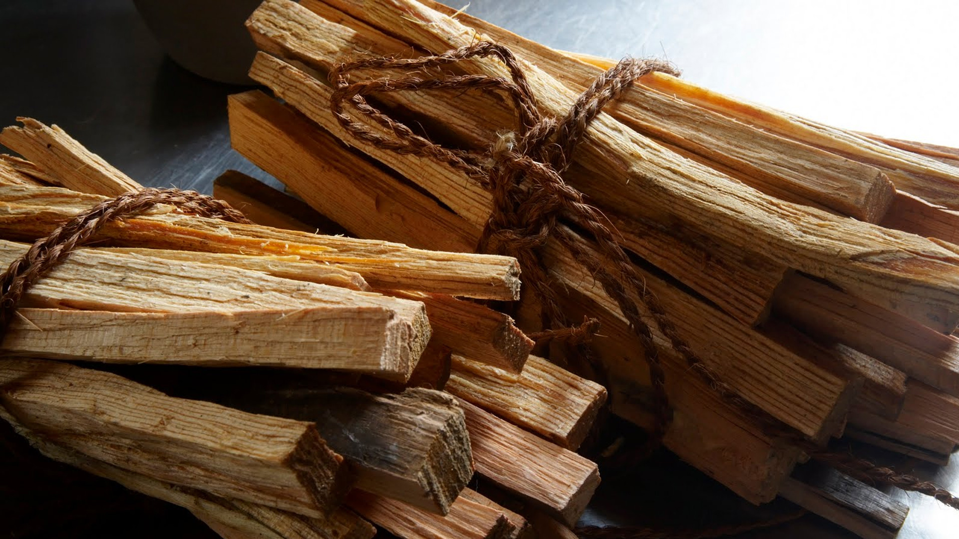 Anfeuer-Holz